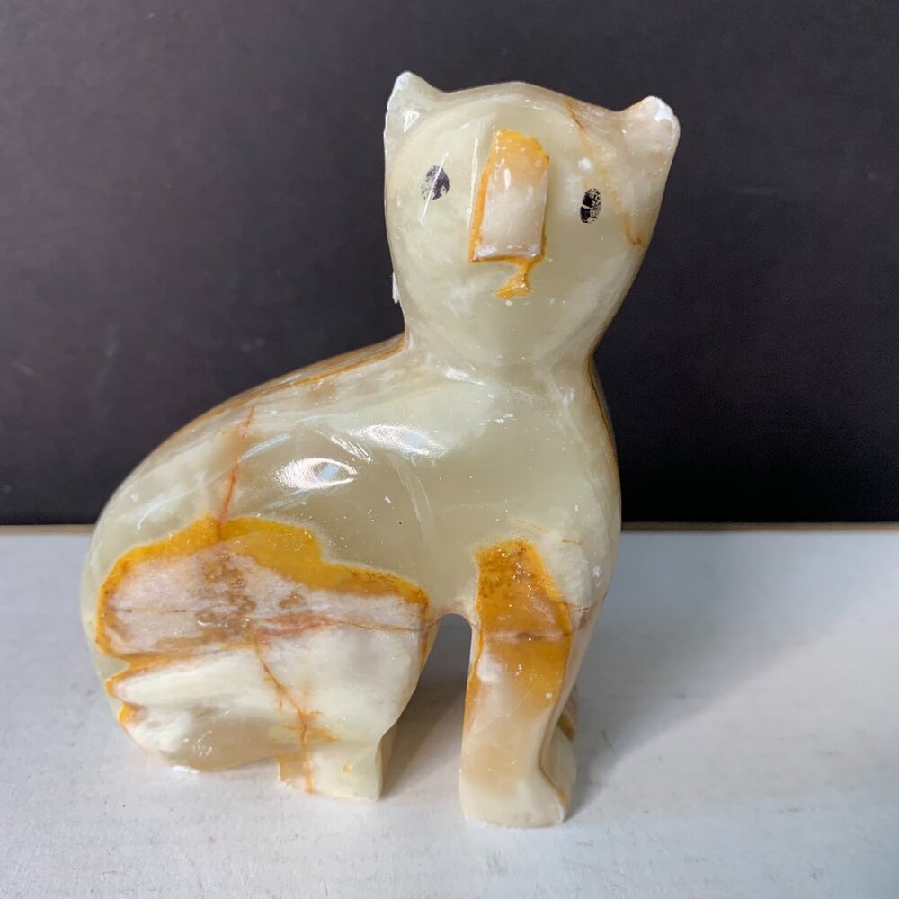 UNIVERSAL MARBLE CAT  MADE IN PAKISTAN  4" BY 3" BY 1.25"